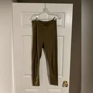 Girlfriend Collective Fern FLOAT Seamless High Rise Leggings, Size L